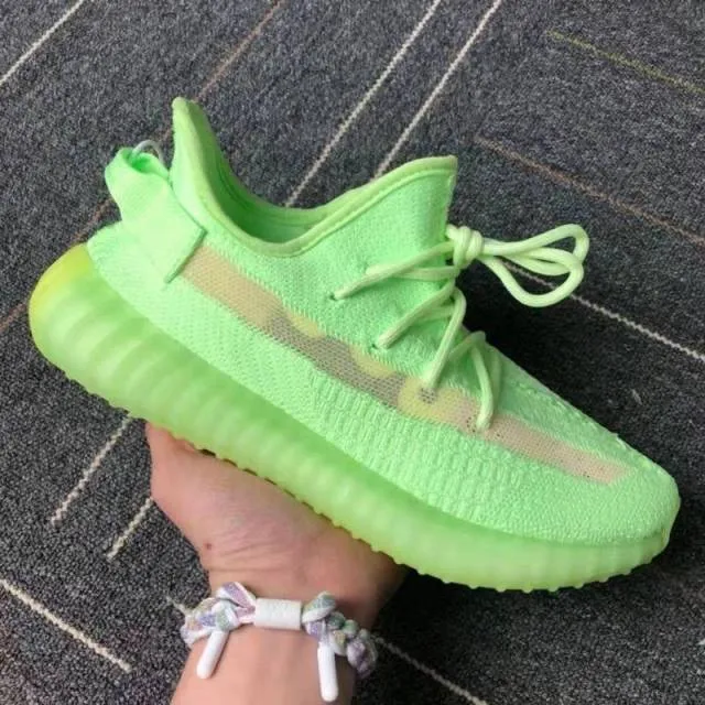 Adidas yeezy boost 350 v2 glow in the dark