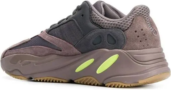 Adidas Yeezy Boost 700 