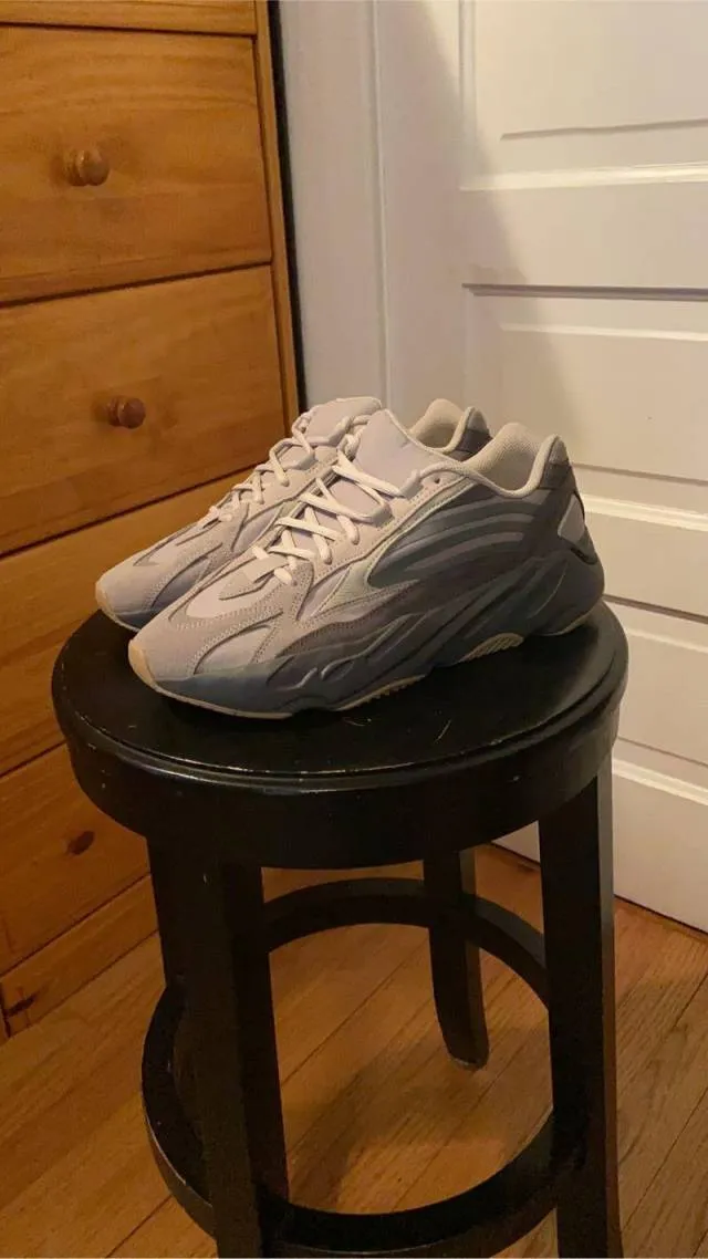 Adidas yeezy boost 700 v2 tephra size 11