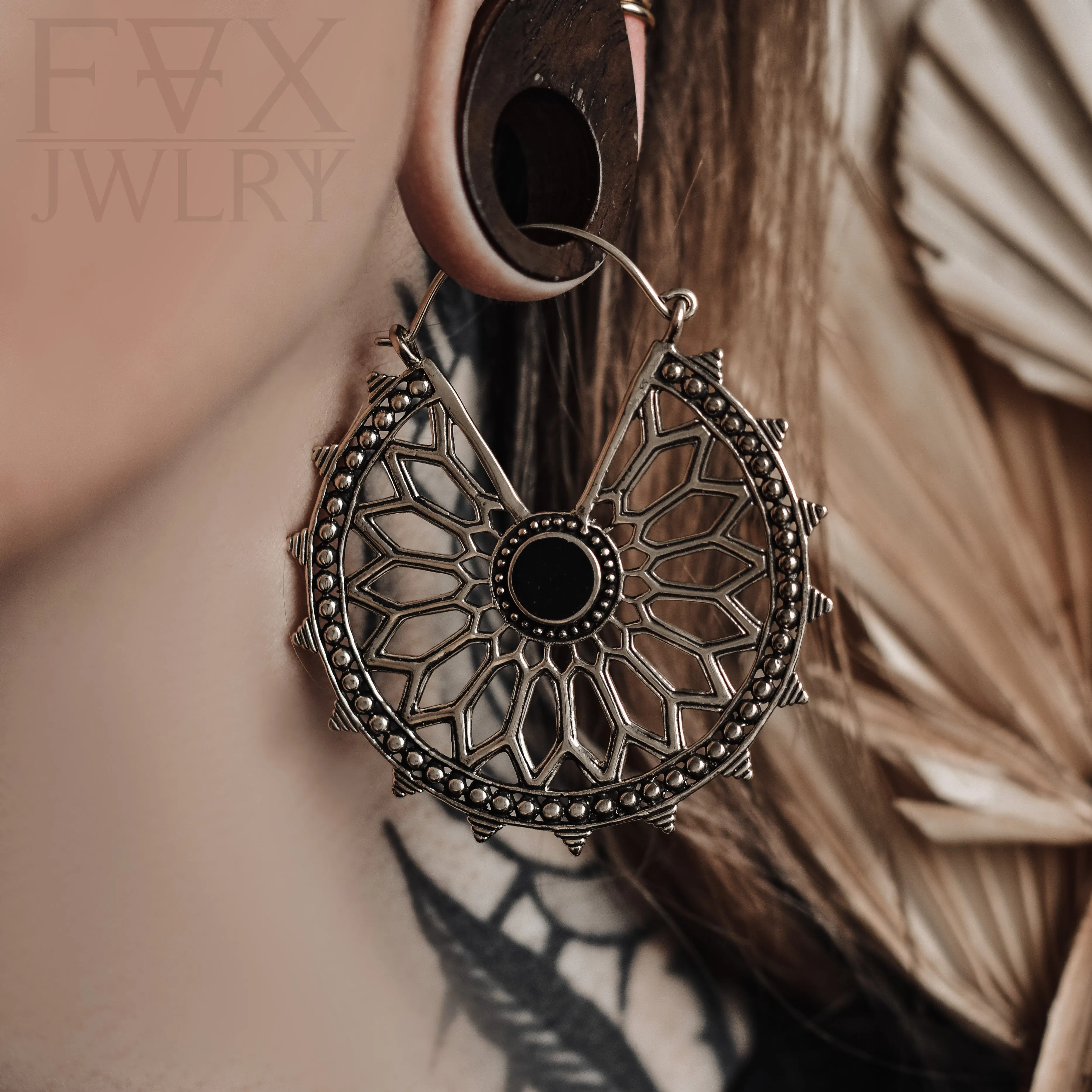 Black Shell Mandala Hoops - Gold