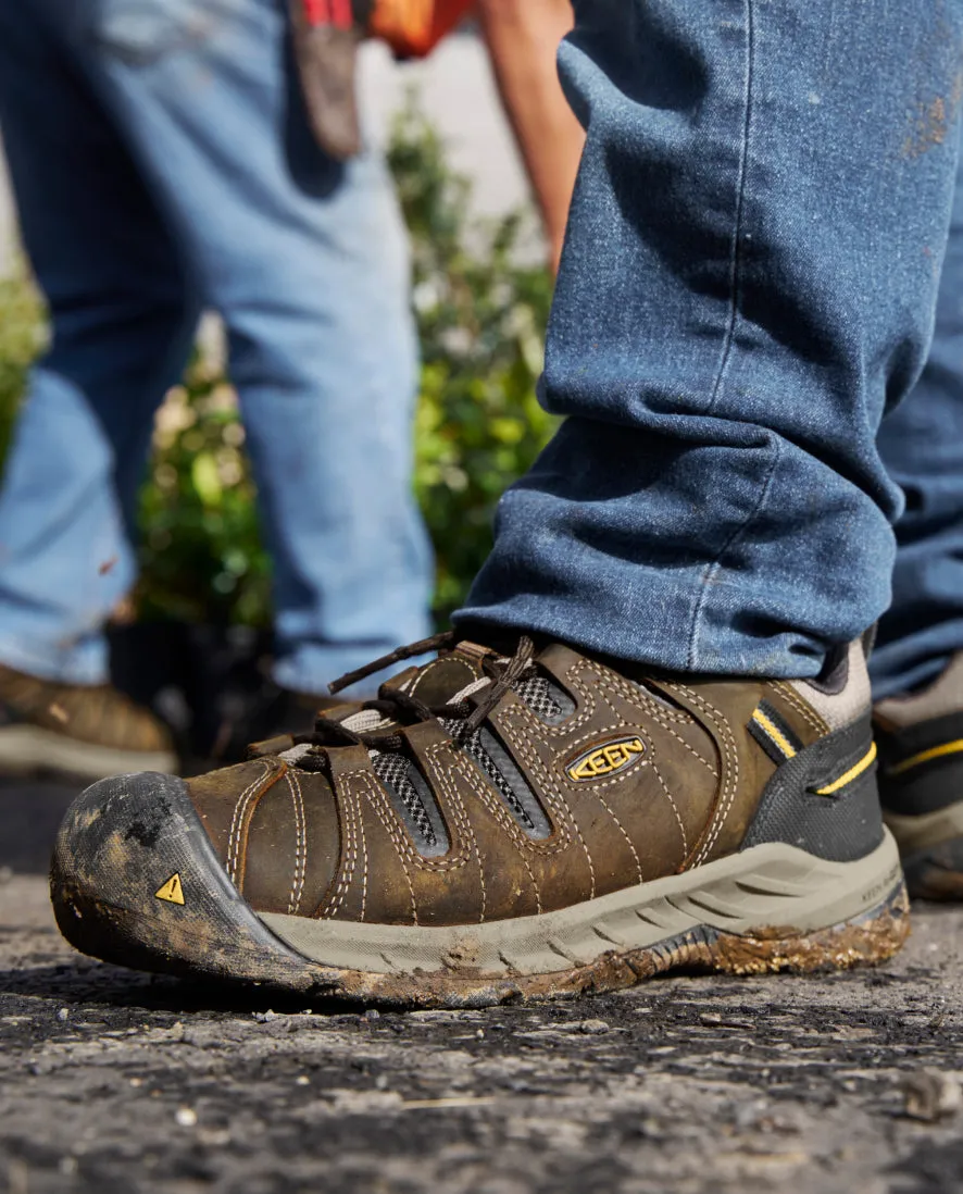 Flint II Soft Toe Men's Shoes | Cascade Brown/Golden Rod