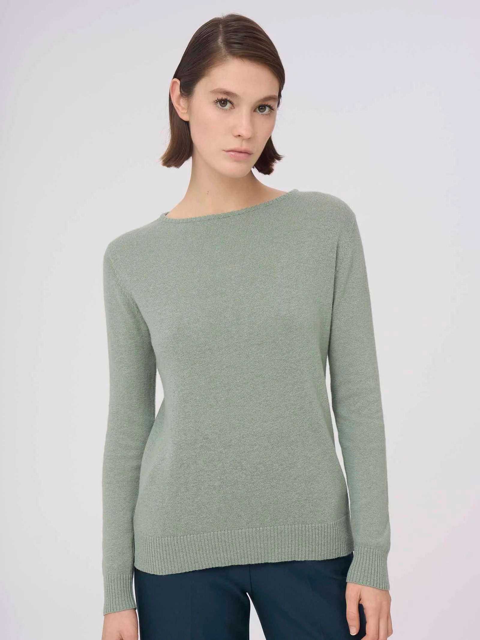 Maglia con scollo barchetta in filato Nice Wool - Juniper