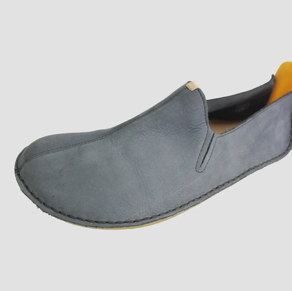 Vivobarefoot Ababa II Leather Slip On Shoes - UK 9