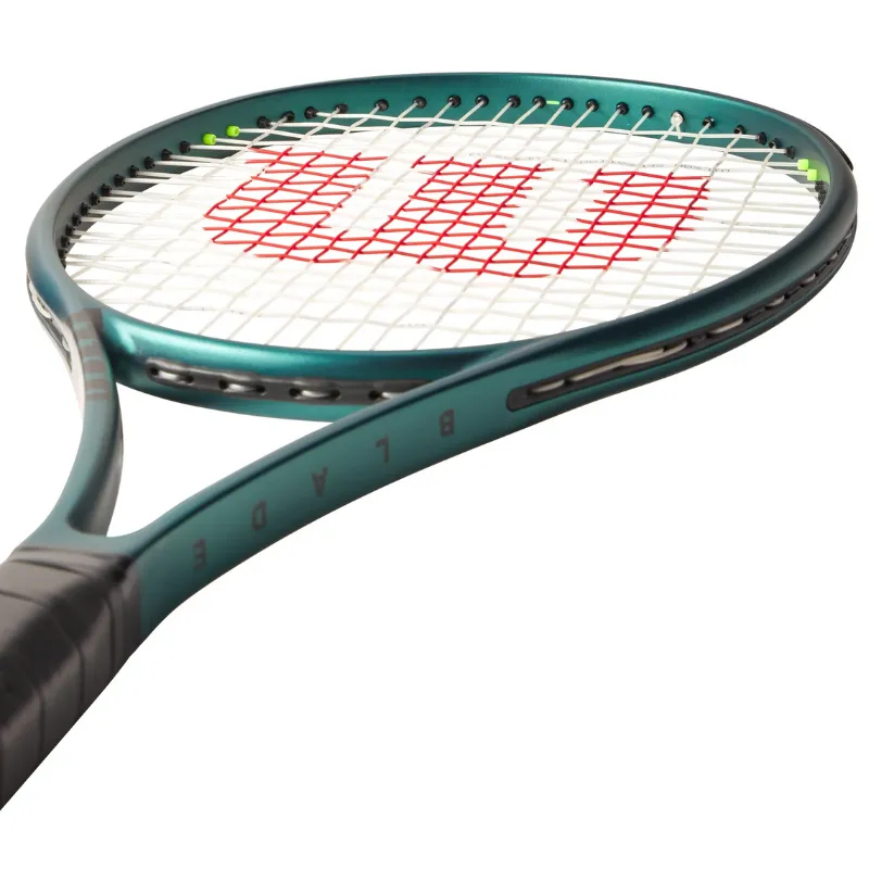 Wilson Blade 98 16X19 V9 Tennis Racquet